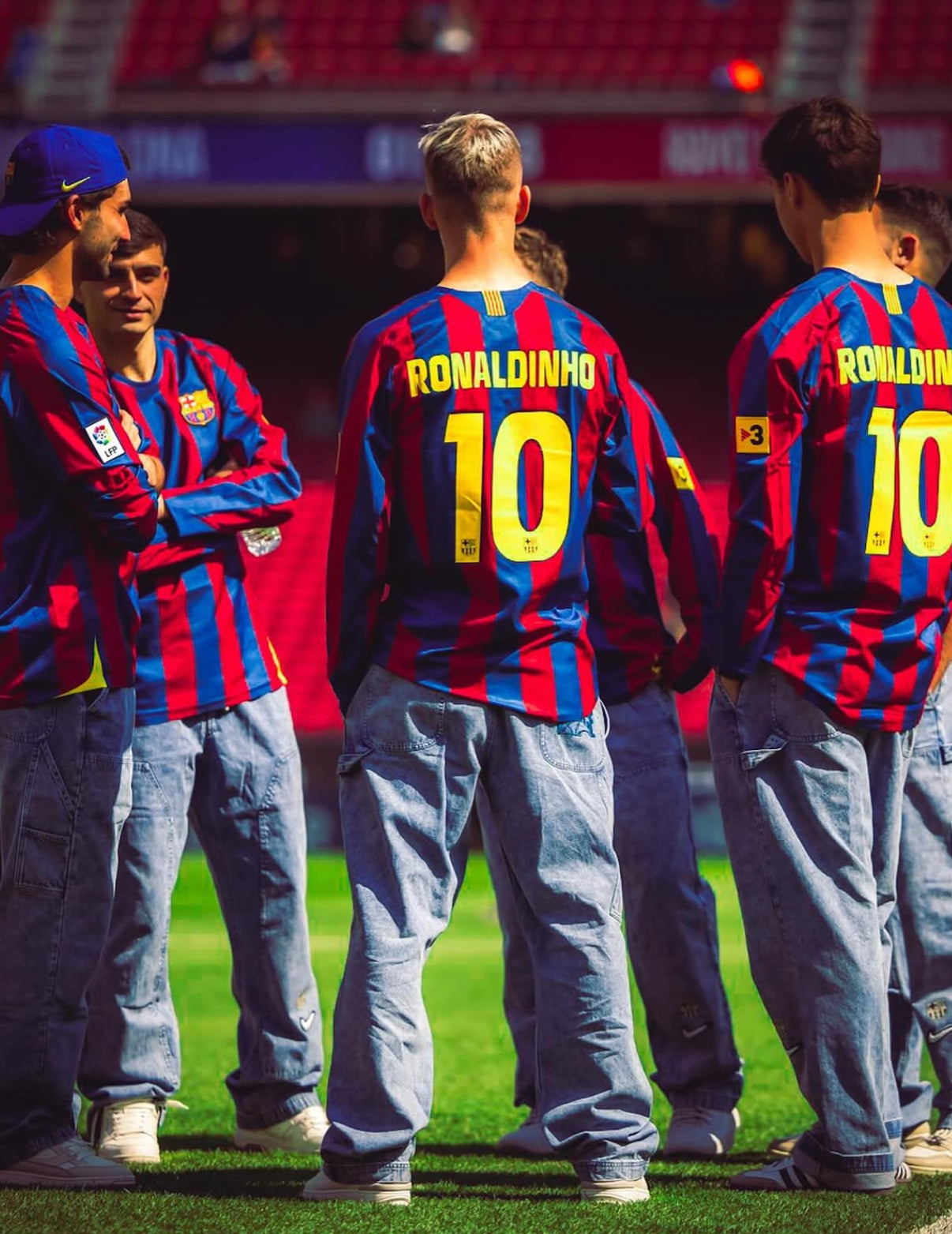 Maglia retro Ronaldinho maniche lunghe Barcellona 2005