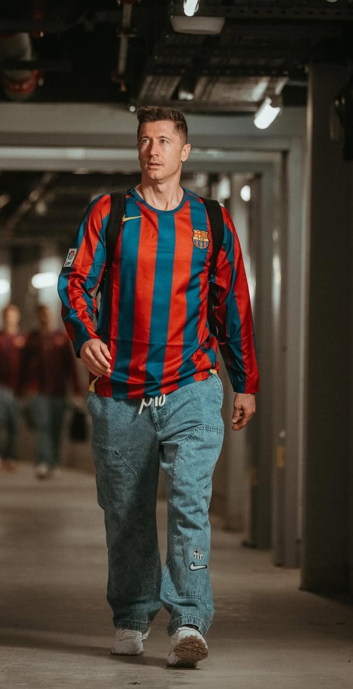 Maglia retro Ronaldinho maniche lunghe Barcellona 2005