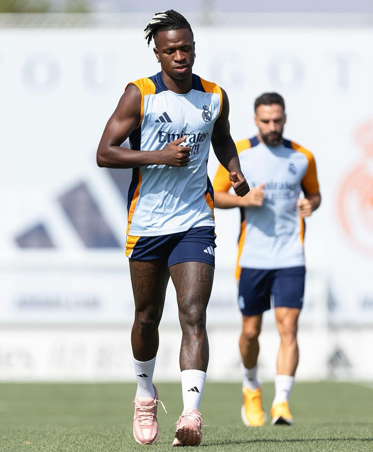 Set Allenamento Pre-partita Estivo Senza Maniche Real Madrid 2024/2025