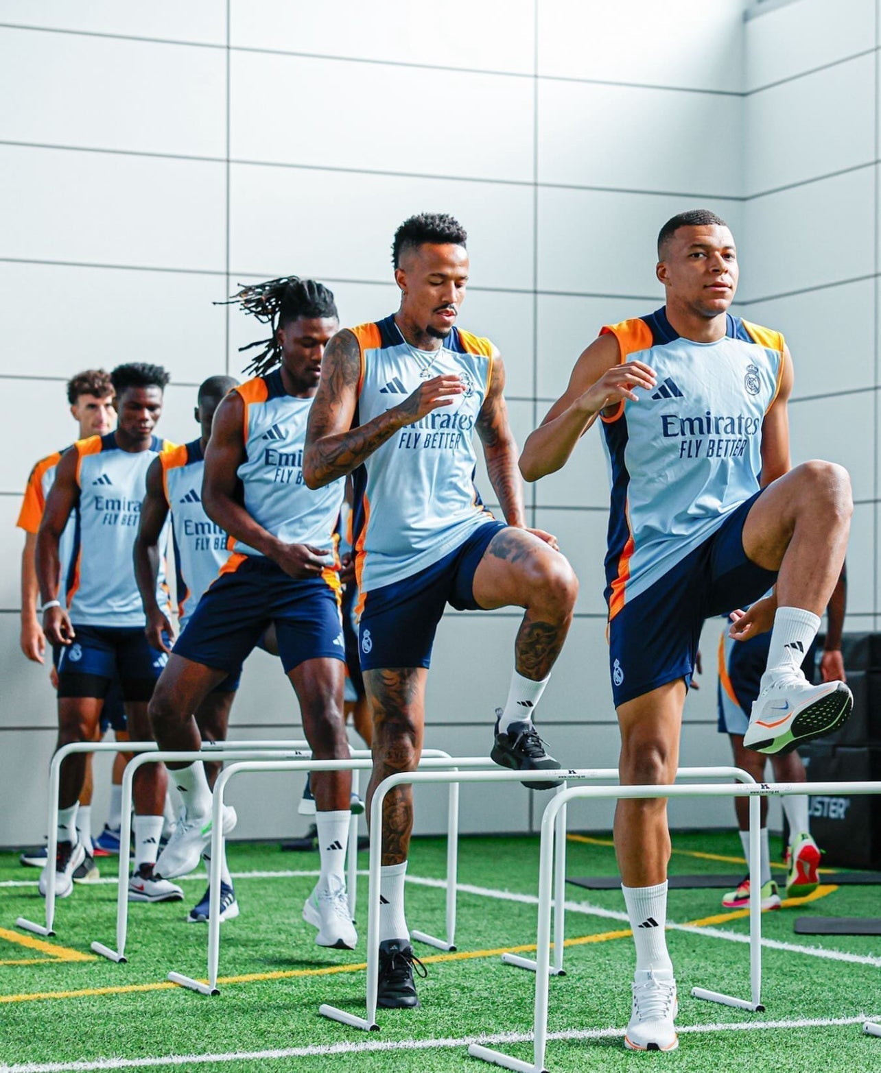 Set Allenamento Pre-partita Estivo Senza Maniche Real Madrid 2024/2025
