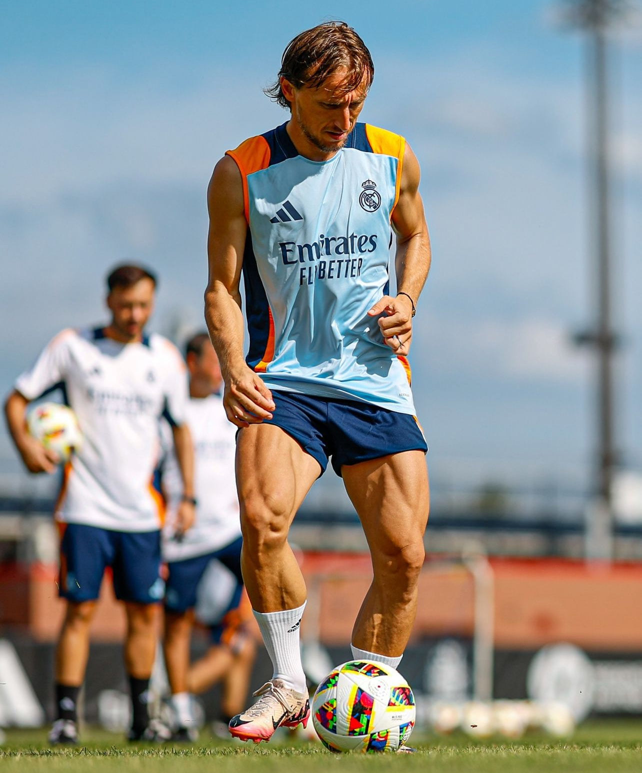 Set Allenamento Pre-partita Estivo Senza Maniche Real Madrid 2024/2025