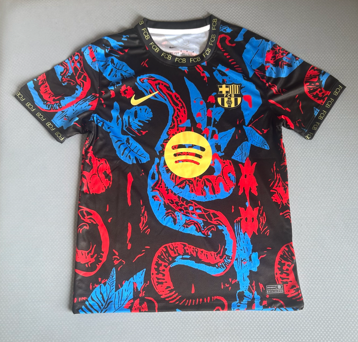 Maglia Edizione Speciale FC Barcelona Serpente
