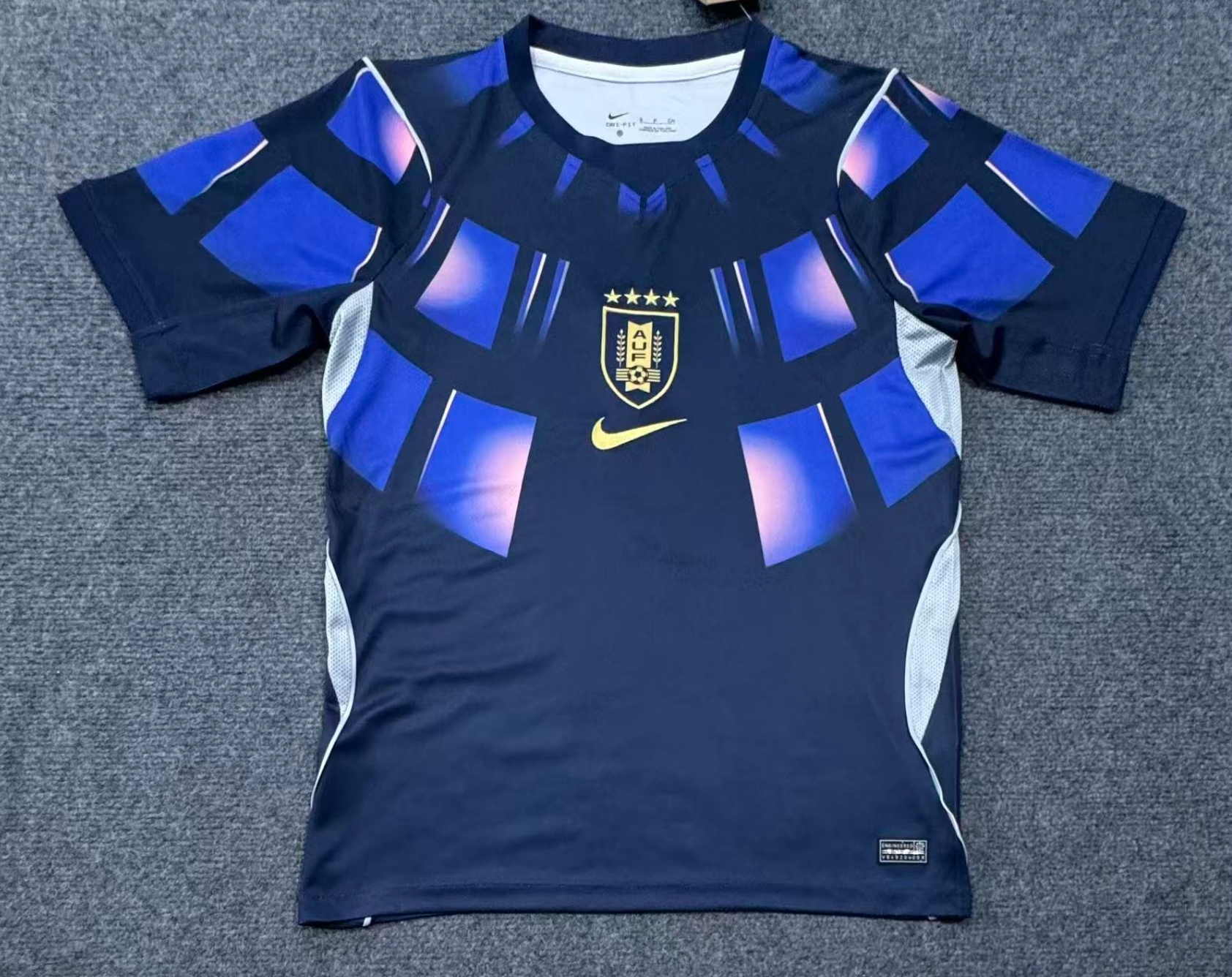 Maglia trasferta Uruguay Coppa del Mondo 2026 edizione Black Panther