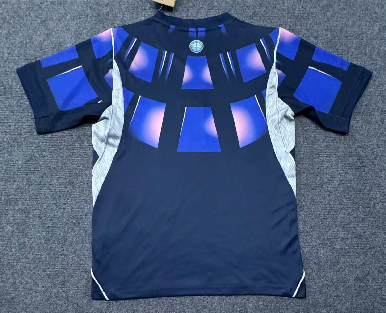Maglia trasferta Uruguay Coppa del Mondo 2026 edizione Black Panther