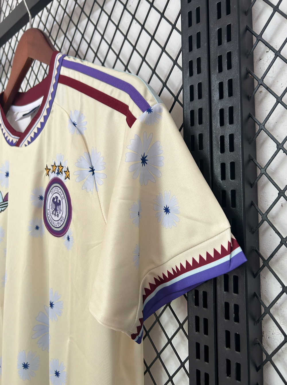 Deutschland Blumen Sonderedition Trikot 2026