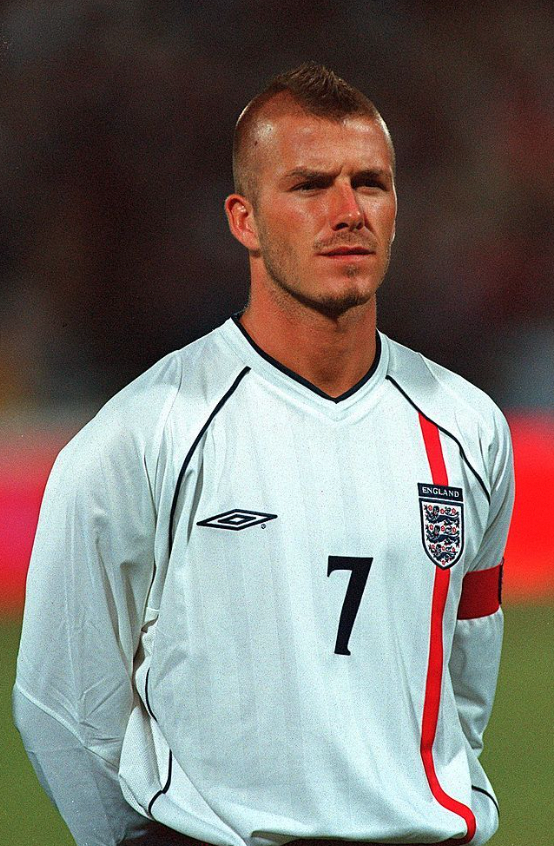 2002 England Heimtrikot mit langen Ärmeln