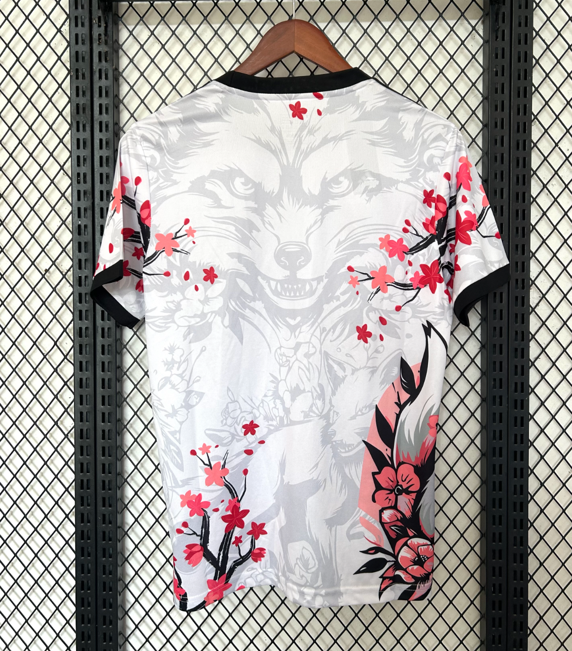 Japan Pinker Fuchs 2025 Sonderedition Trikot