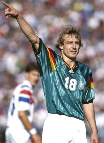 Kit retro visitante Alemania 1992