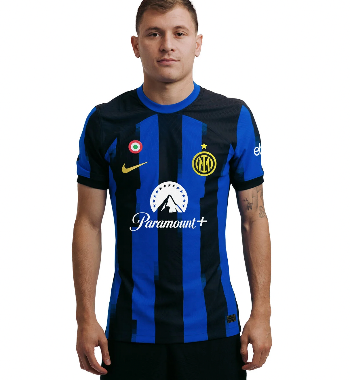Divisa casa Inter Milan 2023/24