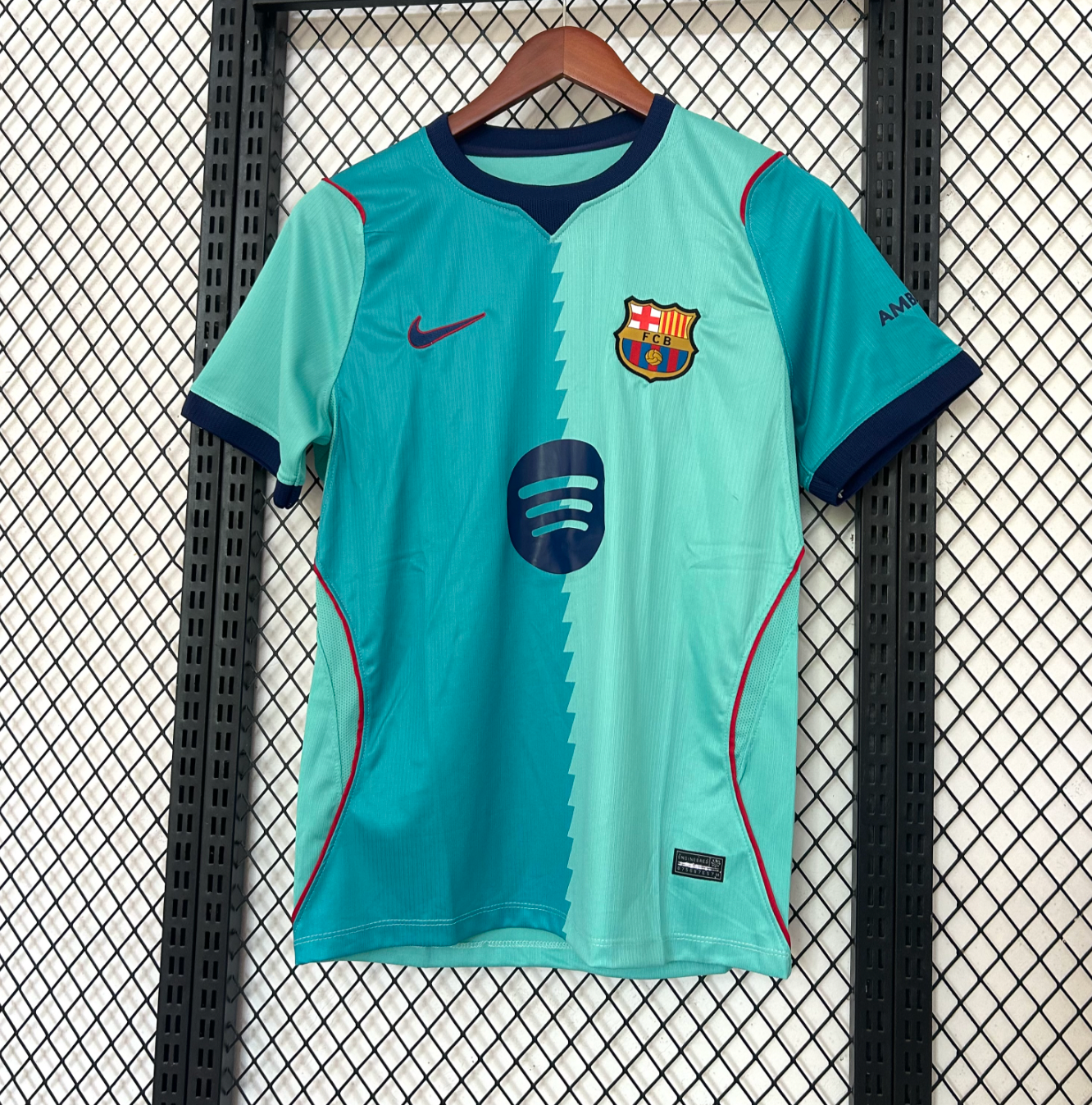 Tercer uniforme FC Barcelona 2026-2027
