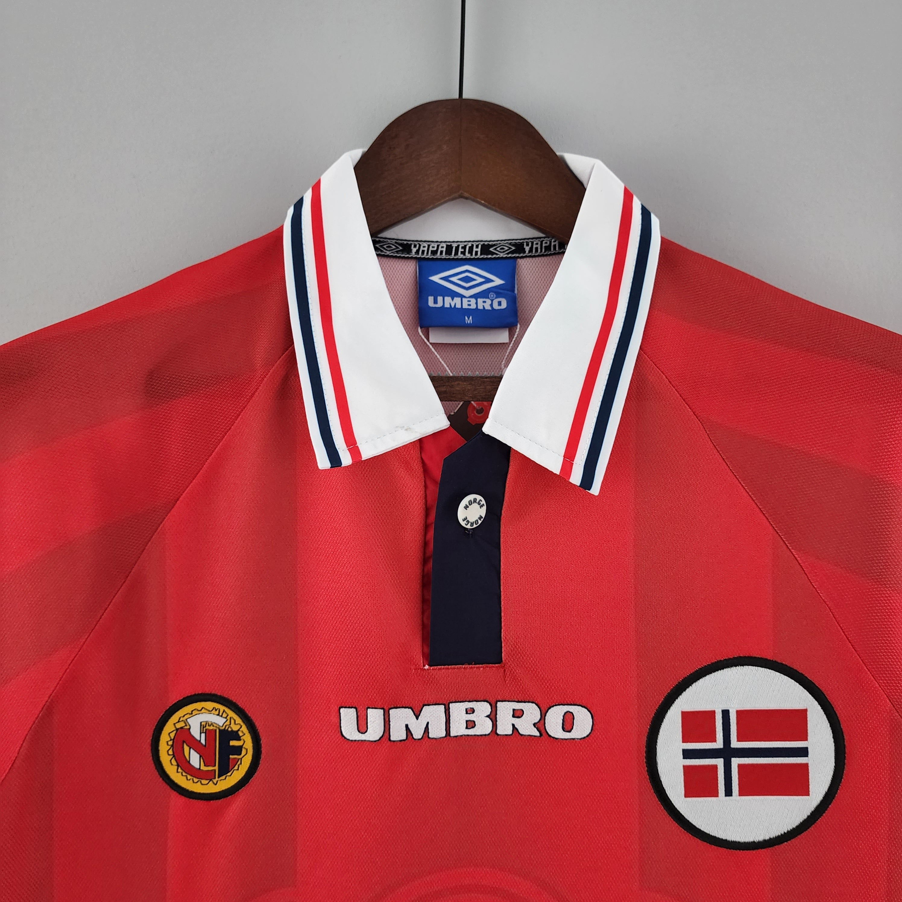 Kit retrò casa Norvegia 1998/1999