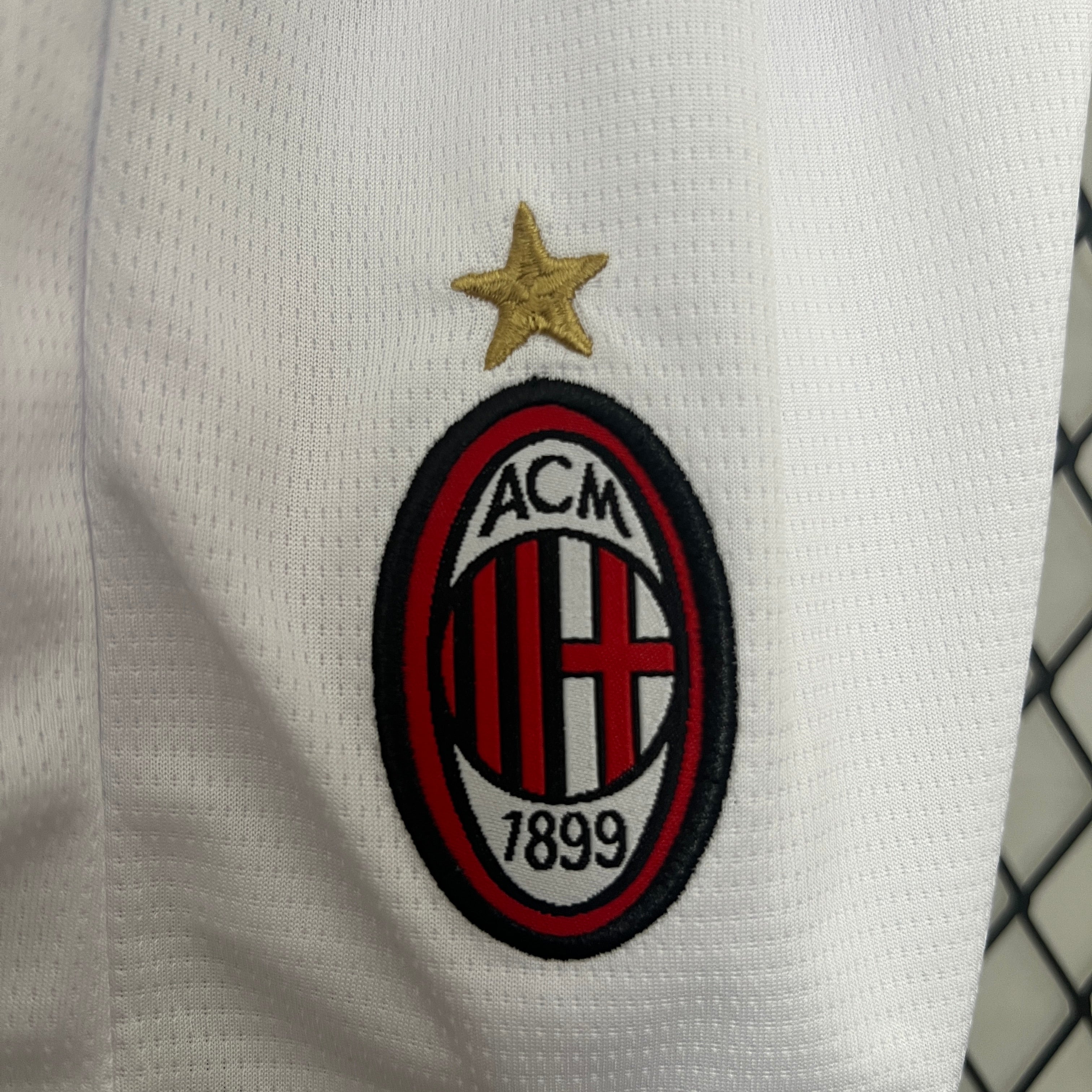 Camiseta de fútbol para niños AC Milan 24-25  