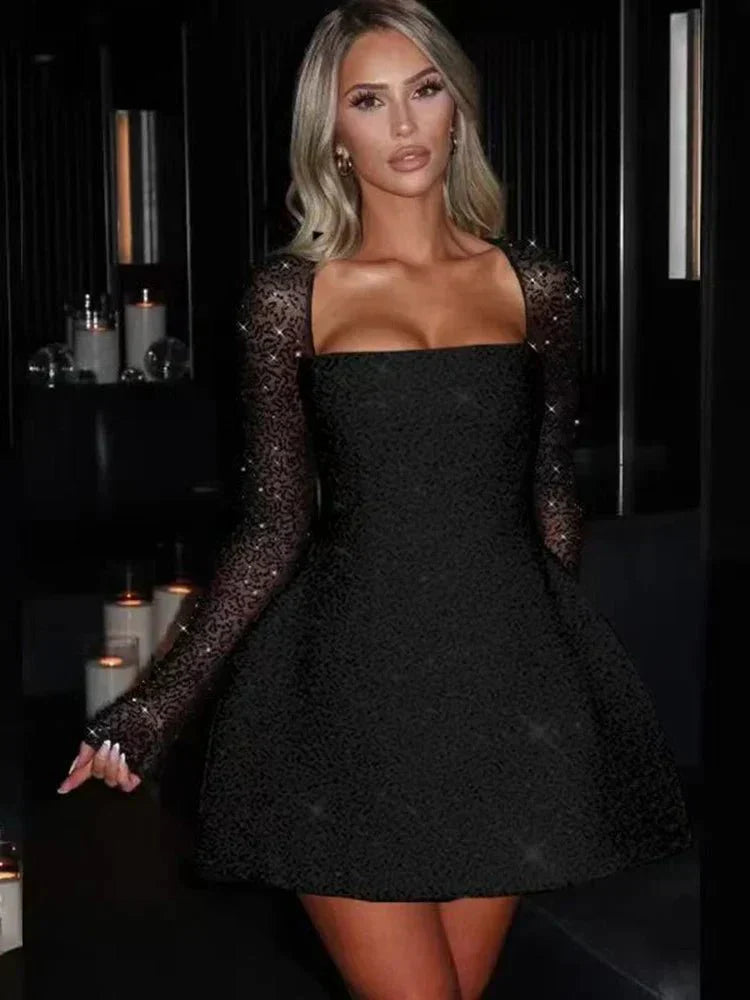 Abito da ballo da donna con paillettes maniche lunghe vestibilità look glamour