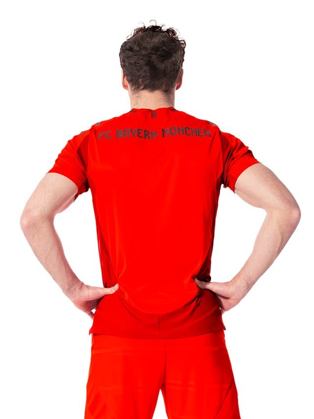 Maglia versione giocatore casalinga Bayern Monaco 2024/25