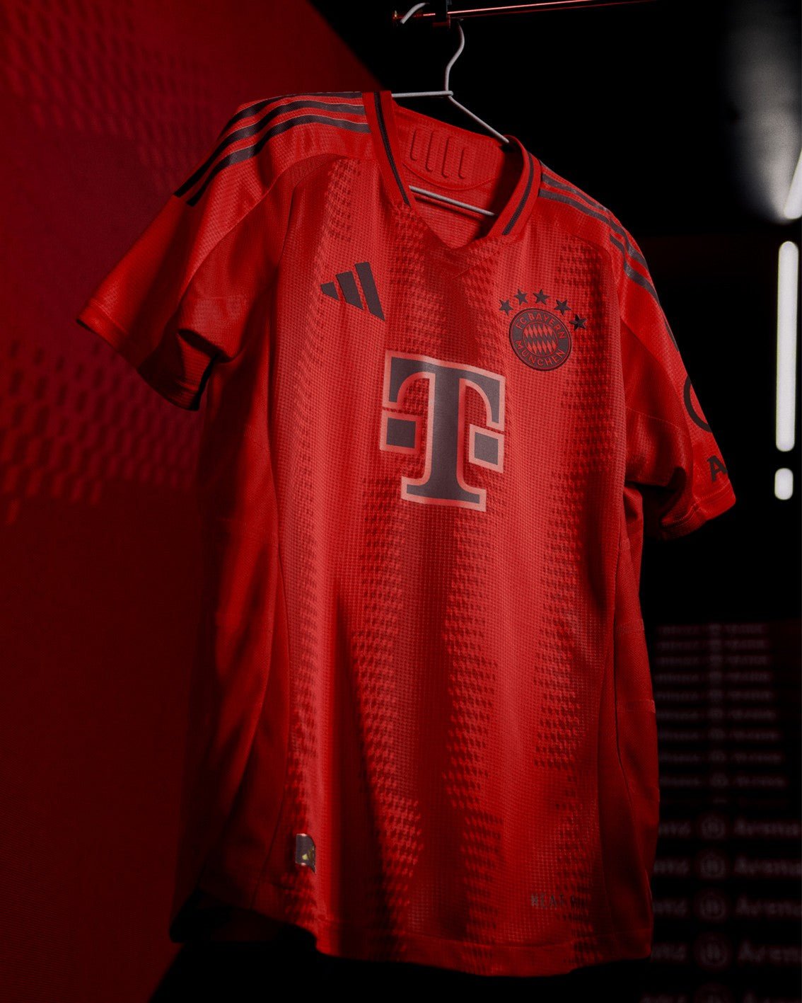 Maglia versione giocatore casalinga Bayern Monaco 2024/25