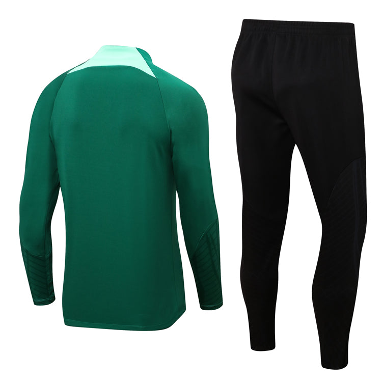 Nigeria 22-23 Grüner Trainingsanzug