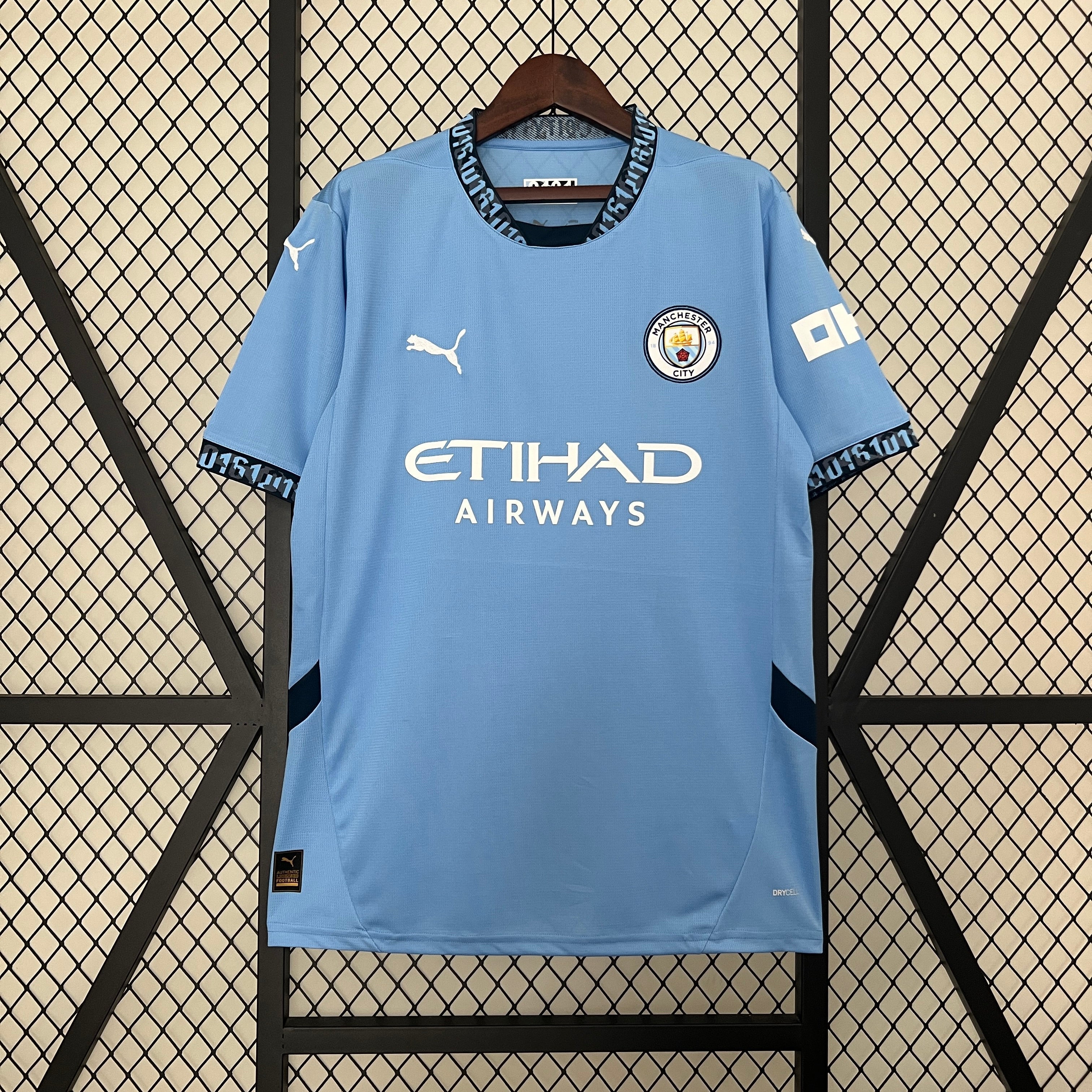 Kit casa Manchester City 2024/2025