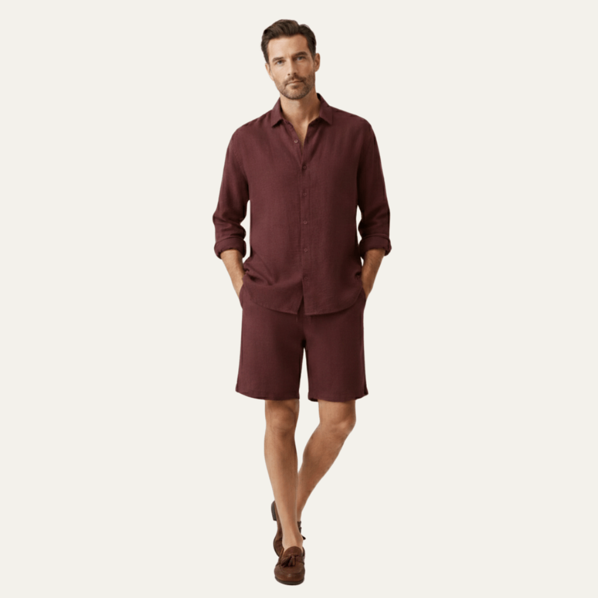 Completo camicia e pantaloncini da uomo in lino — Maniche lunghe, vestibilità ampia, chiusura con bottoni