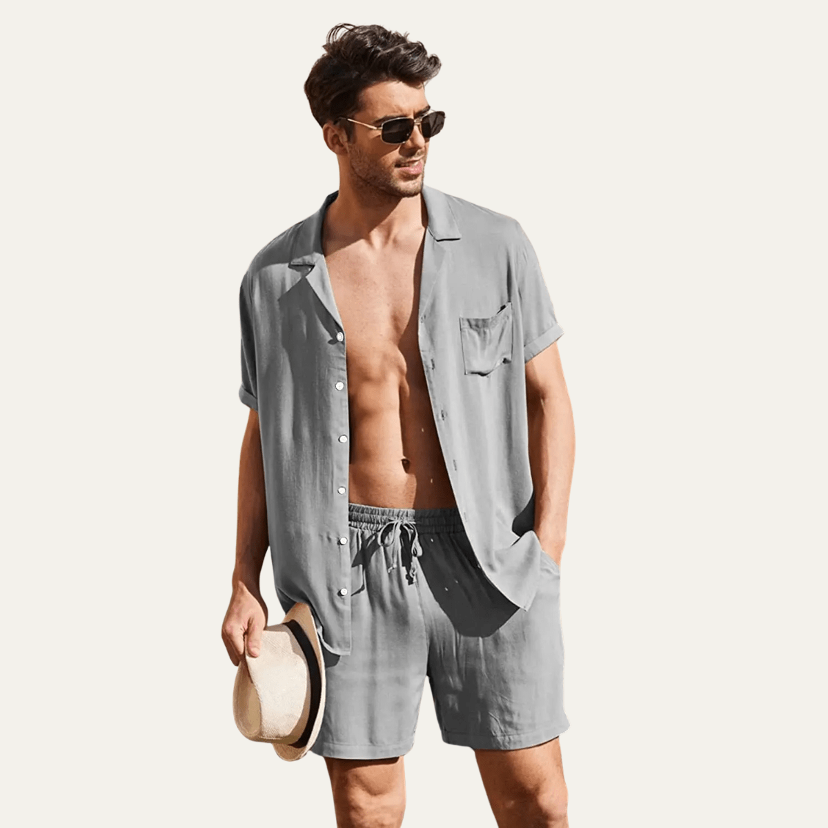 Completo camicia e pantaloncini da uomo in lino — Vestibilità ampia, maniche corte, chiusura con bottoni