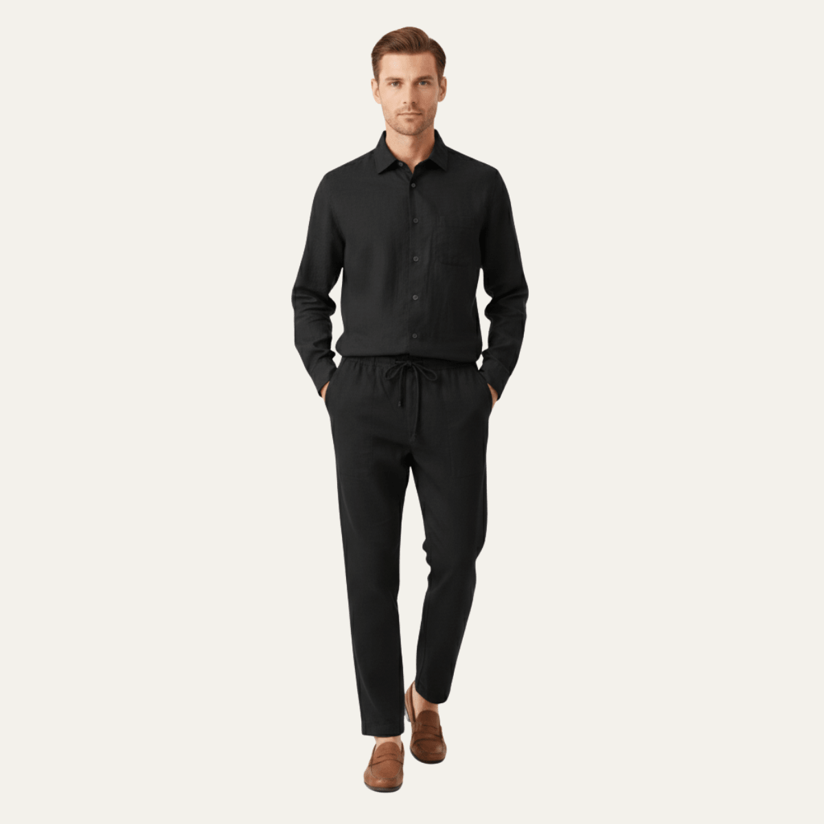 Completo camicia e pantaloni uomo — Maniche lunghe, vestibilità comoda, design coordinato