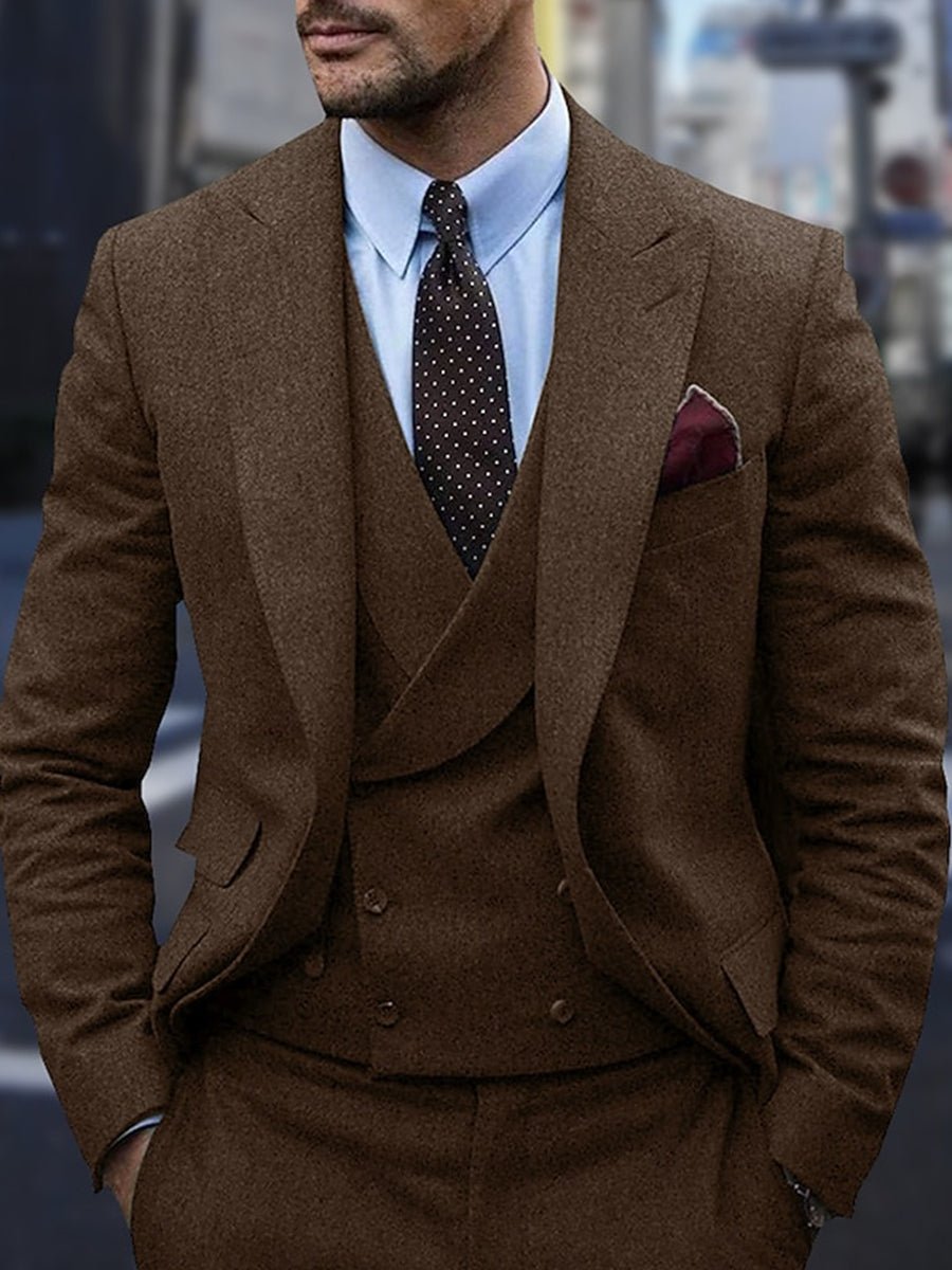 Traje para hombre formal con dos botones y ajuste atemporal