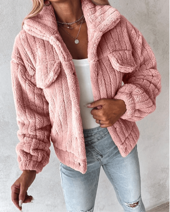 Cappotto teddy da donna caldo e accogliente per uno stile quotidiano