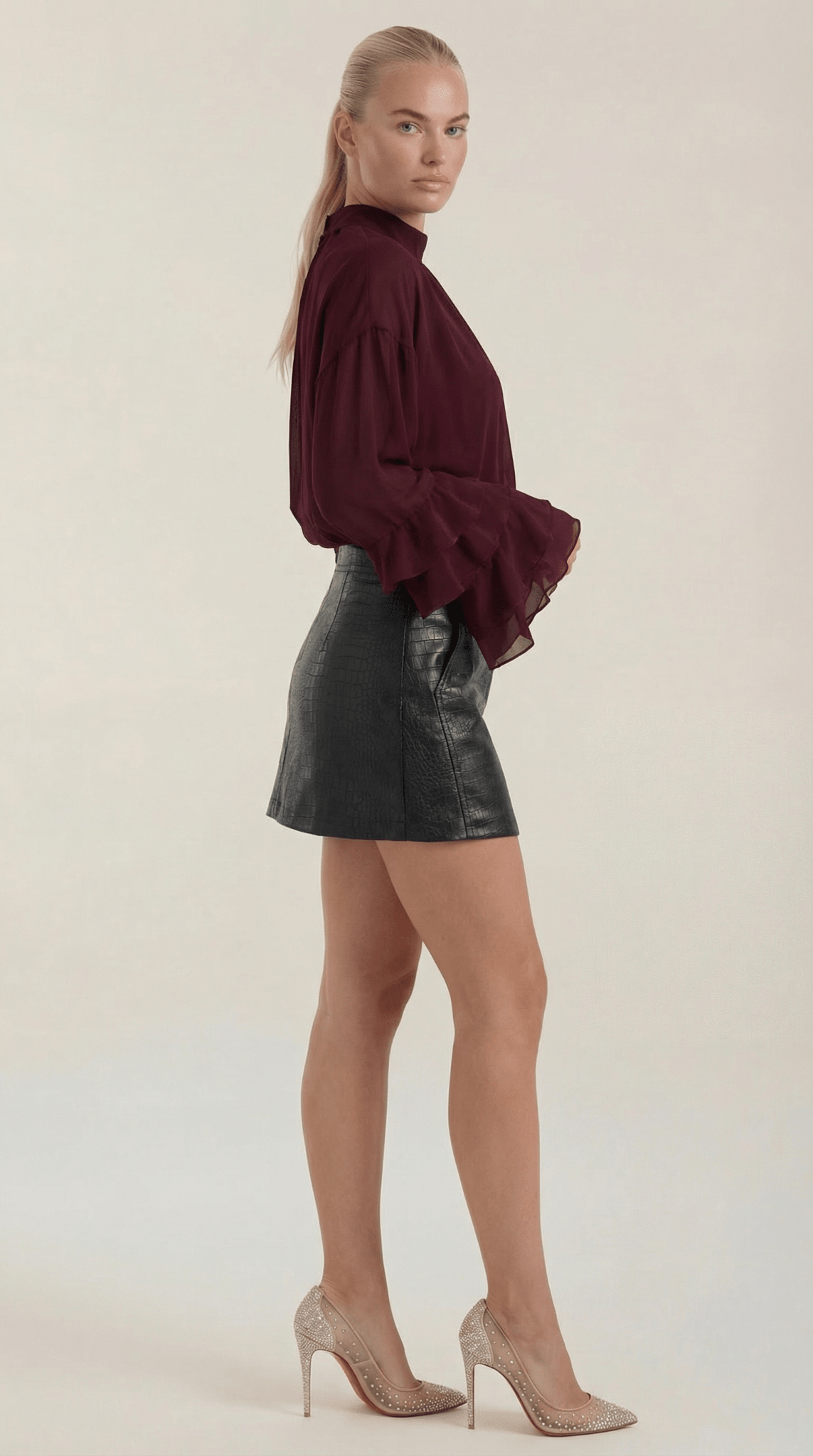 Blusa da donna — Collo alto rialzato con design a infilare