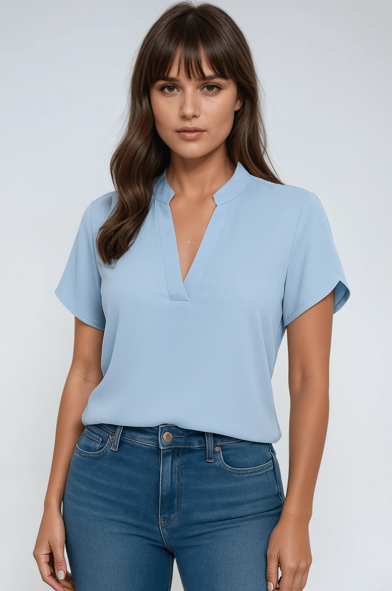 Blusa da donna — Scollo a V con colletto mandarino e dettagli al collo