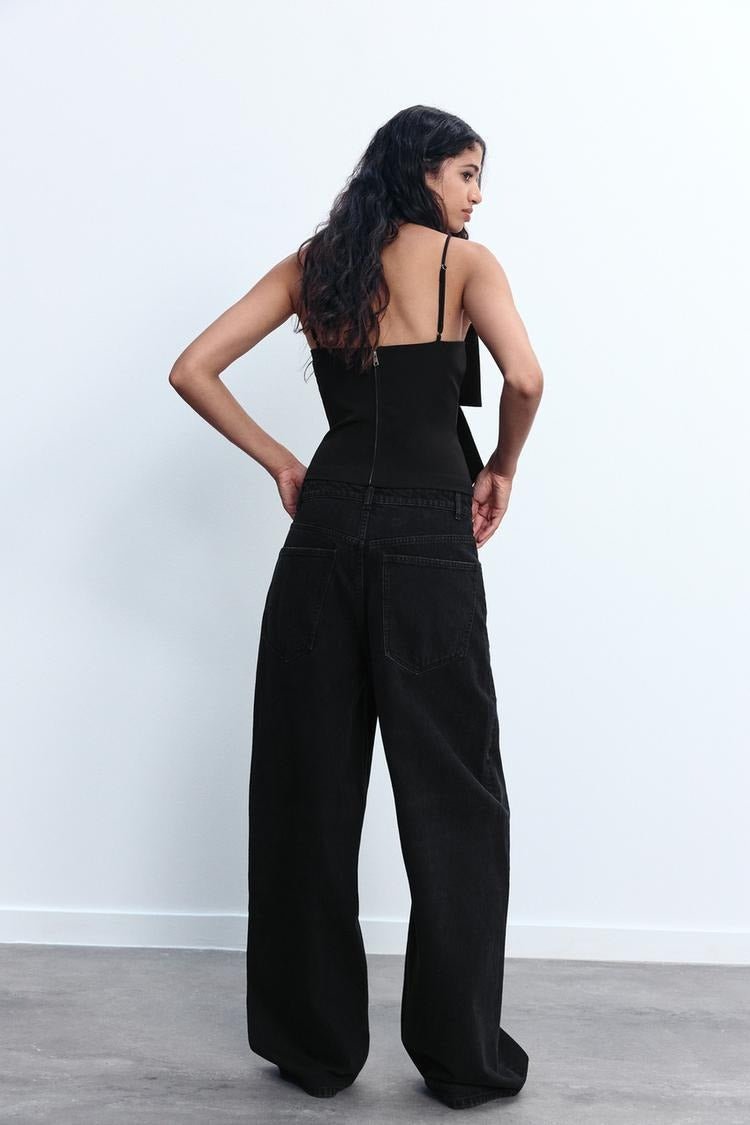 Damen Cropped Top — Schleifendetail mit funkelndem Design  