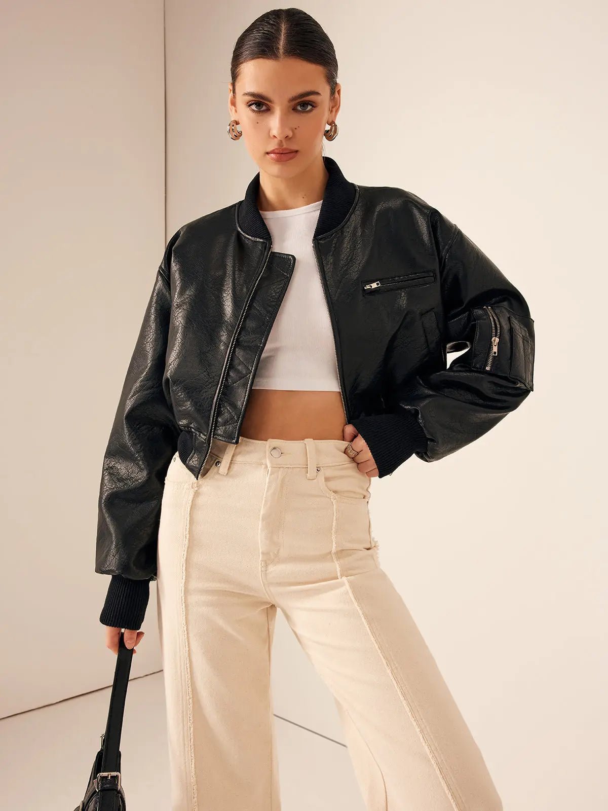 Veste femme — Longueur courte, fermeture éclair, poches zippées