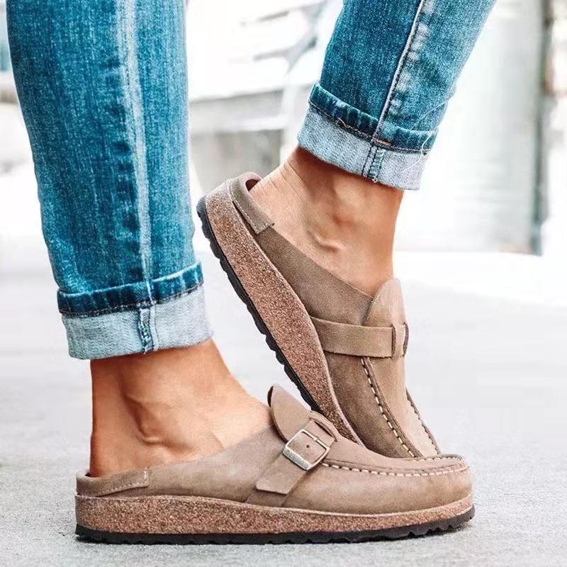 Damen-Loafer — Schlupfschuh, Schnallendetail, geschlossene Spitze, flach  