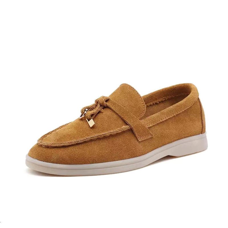 Mocassini da donna — Slip-on con suola piatta, profilo basso, design chiuso