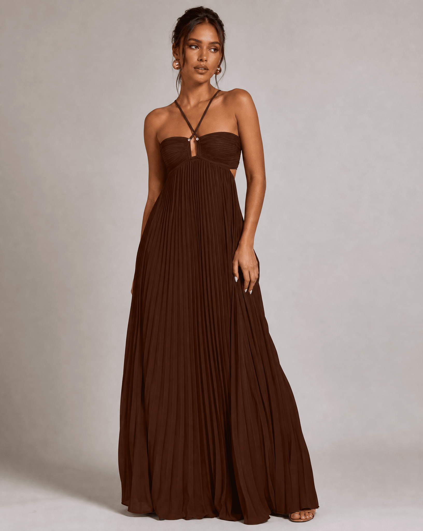 Vestito maxi donna — gonna plissettata, scollo all'americana, schiena scoperta