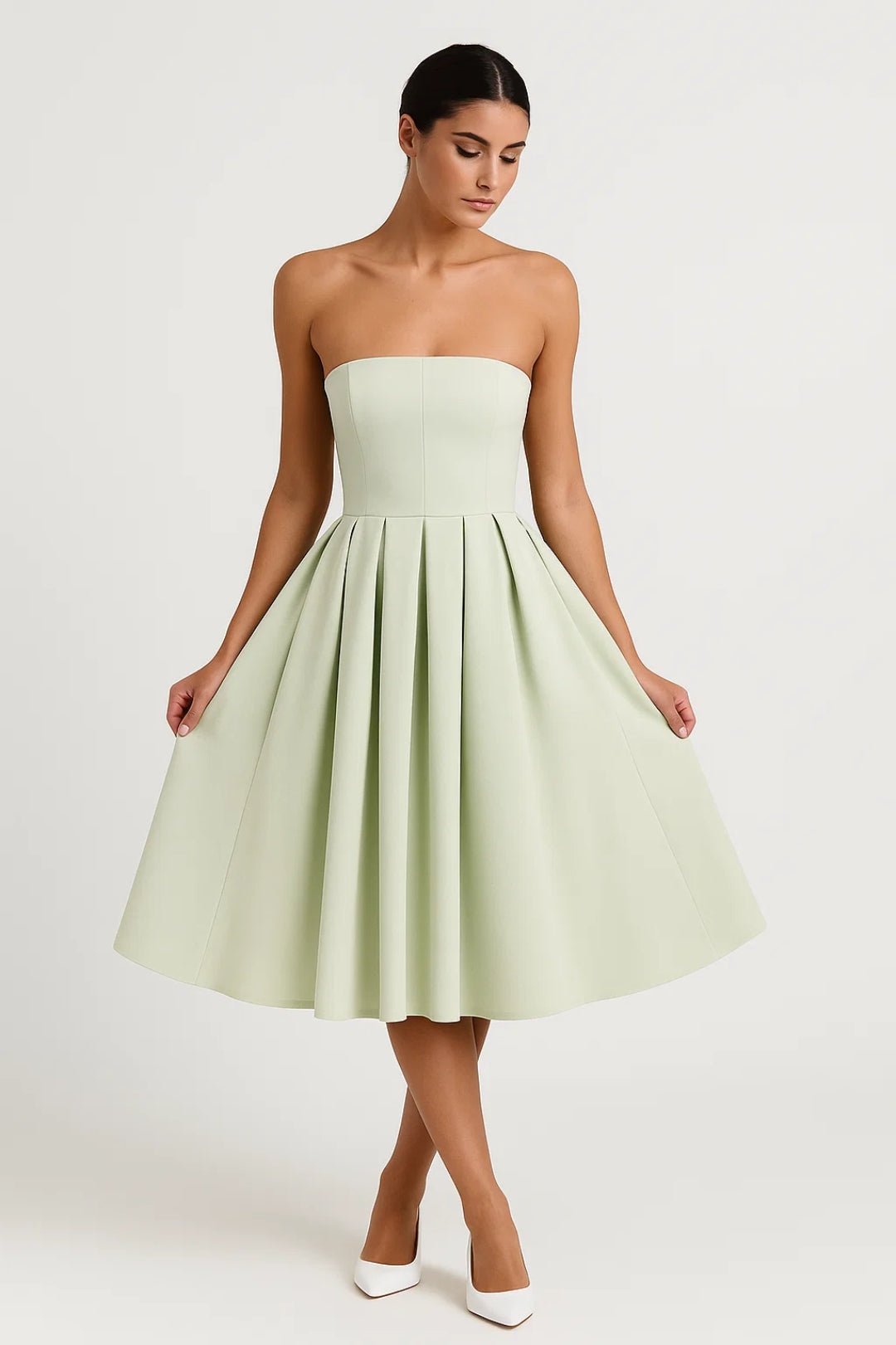Robe midi pour femme — Bustier ajusté sans bretelles, jupe évasée