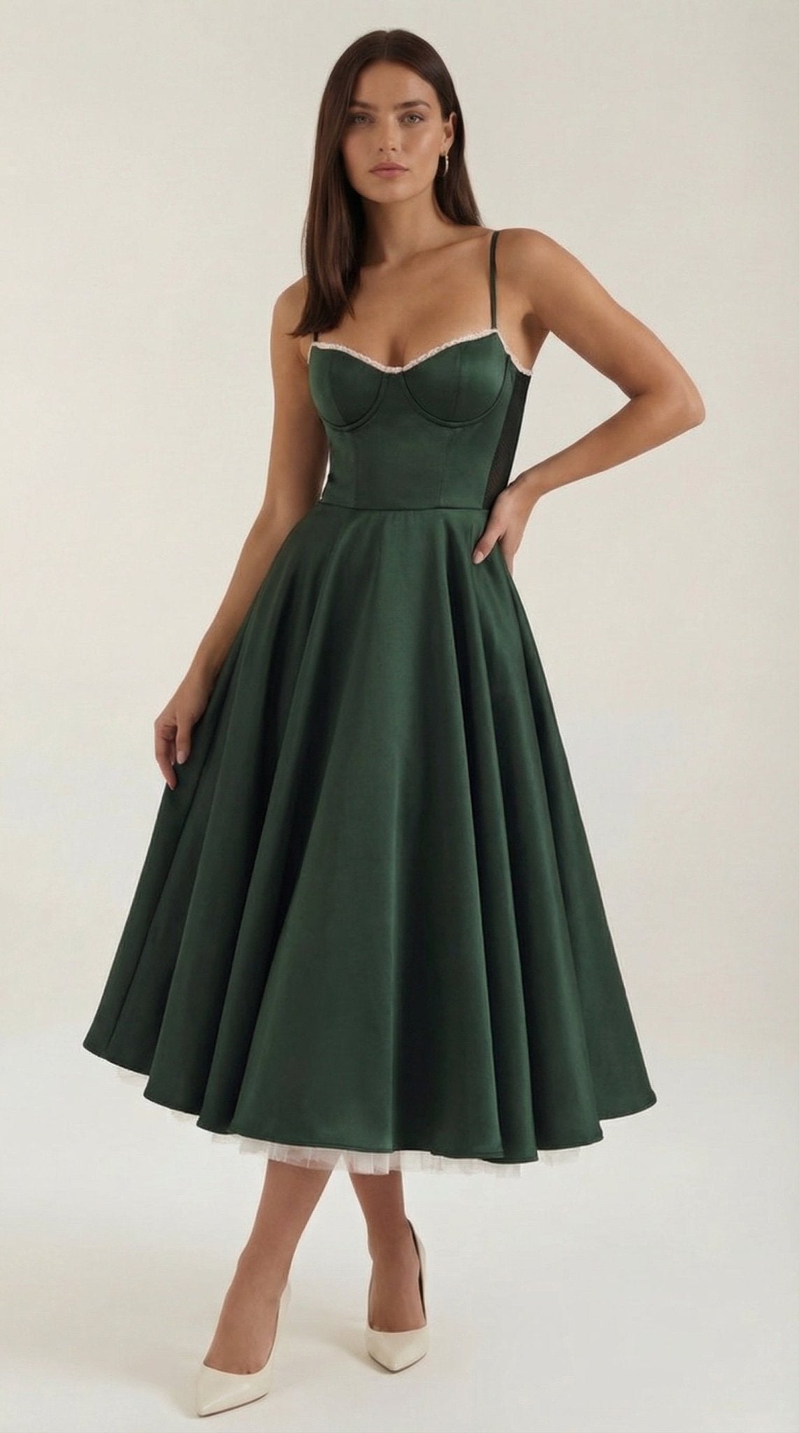 Damen Midikleid — Herzausschnitt & Spaghettiträger