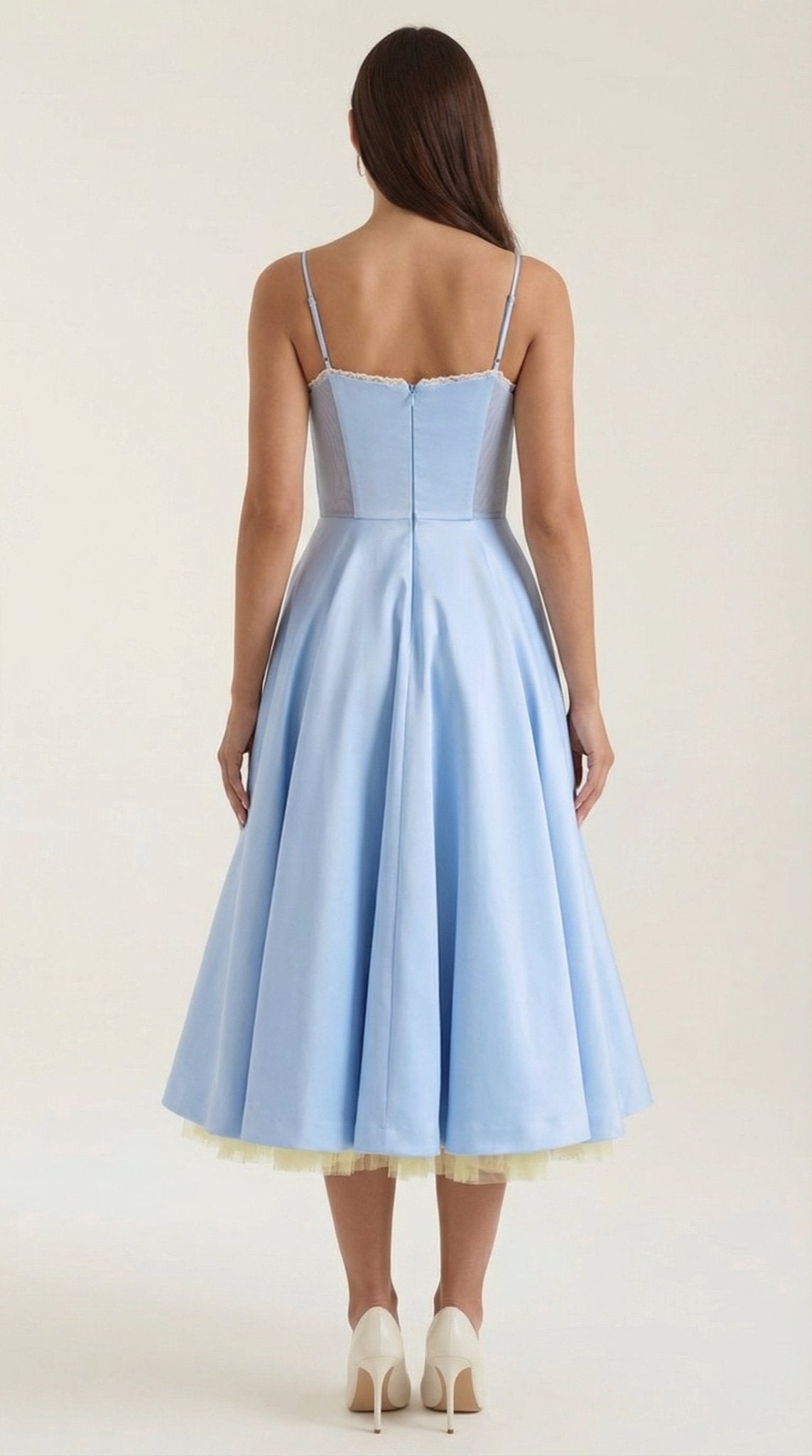 Damen Midikleid — Herzausschnitt & Spaghettiträger