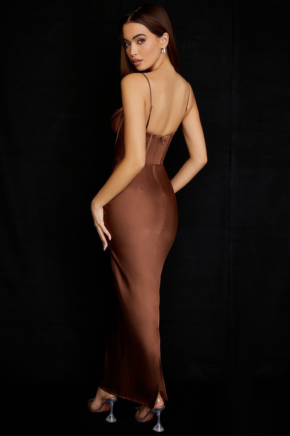 Vestido mini para mujer — ajustado con cierre trasero de lazo plisado