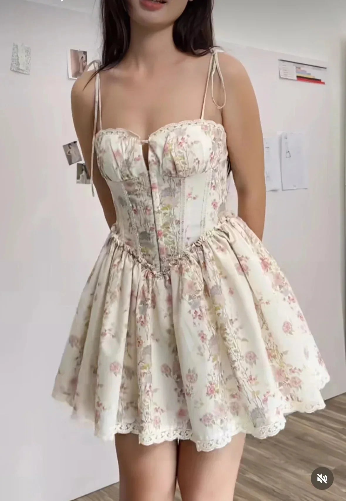 Robe mini femme — couture dentelle ceinture corset corsage