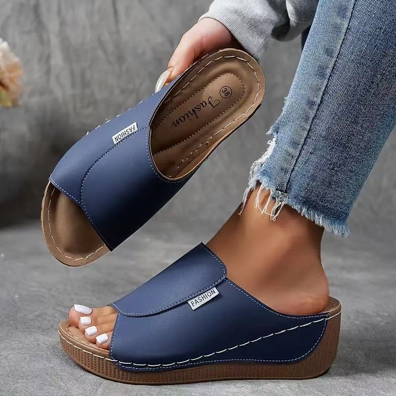 Damen Keilsandalen — Schlupfdesign, offene Zehen, Plateau  