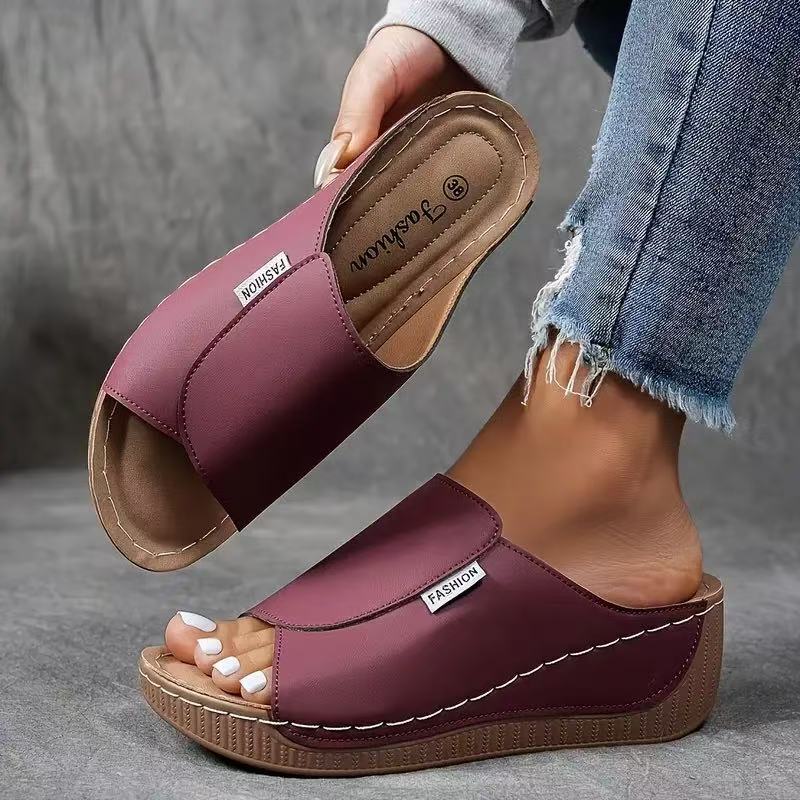 Damen Keilsandalen — Schlupfdesign, offene Zehen, Plateau  